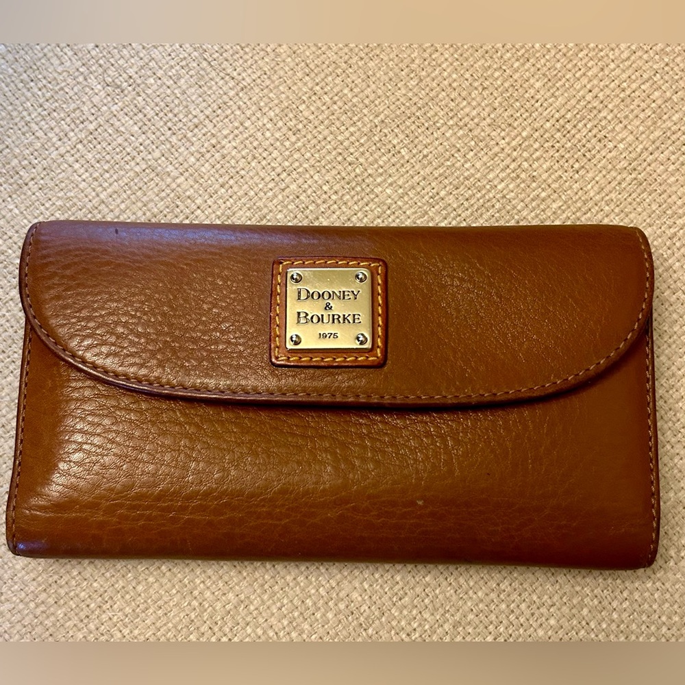 Dooney & Bourke Brown Continental Wallet Clutch w/ Checkbook Holder Case.